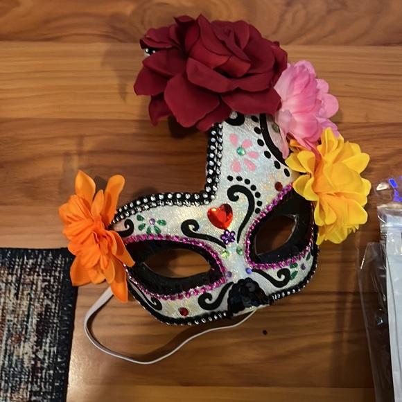 La Muerta Womens Halloween Costume - Picture 3 of 5